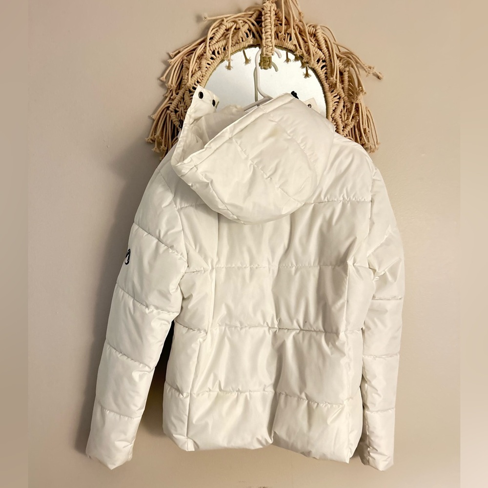 ZYIA Aspen Puffer Jacket w/ removable hood - Picture 7 of 11